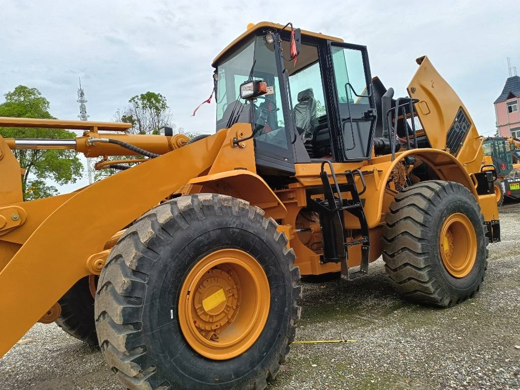SDLG L 956 F - Wheel loader: gambar 3 SDLG L 956 F - Wheel loader: gambar 3