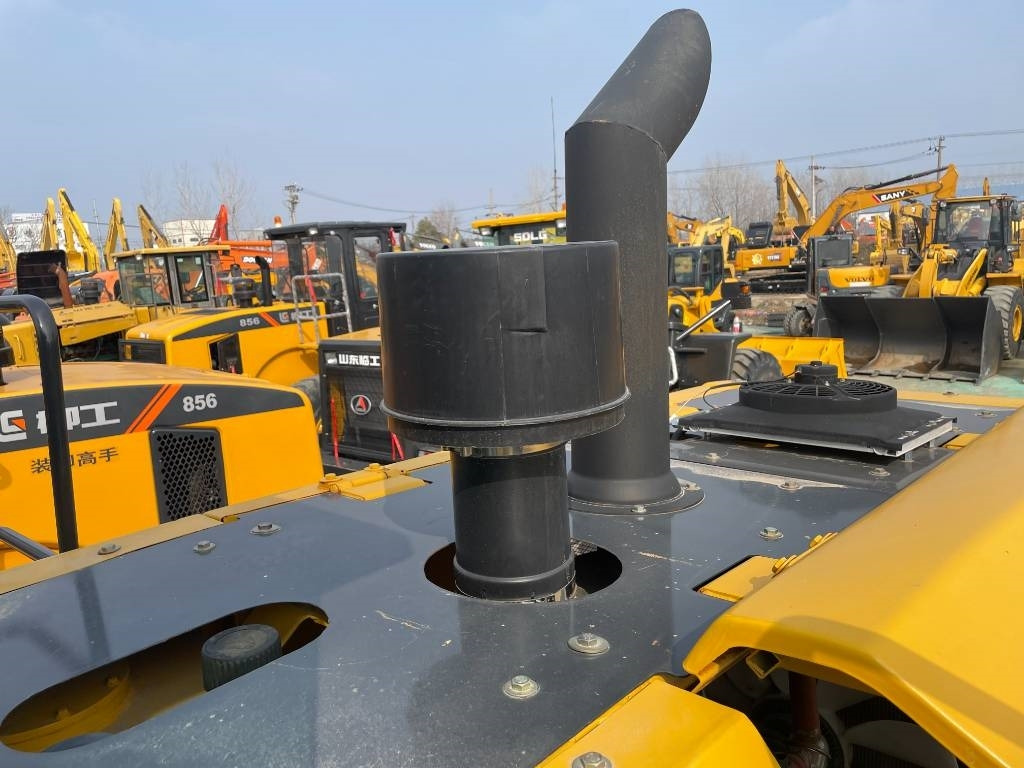 Wheel loader SDLG LG956F: gambar 9