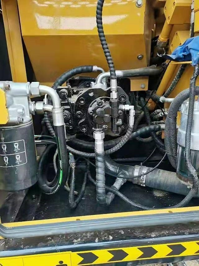 Sany 135C - Ekskavator perayap: gambar 4 Sany 135C - Ekskavator perayap: gambar 4