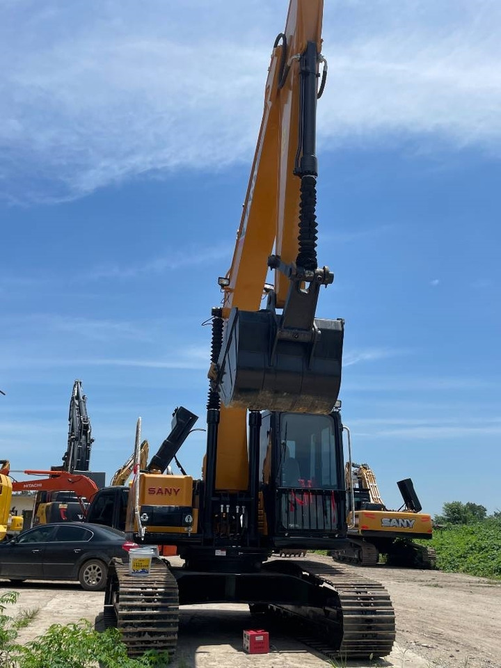 Sany 215c - Ekskavator perayap: gambar 3 Sany 215c - Ekskavator perayap: gambar 3