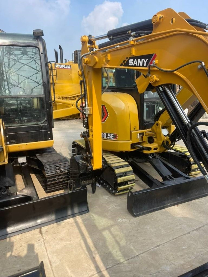 Sany 26U - Ekskavator perayap: gambar 2 Sany 26U - Ekskavator perayap: gambar 2