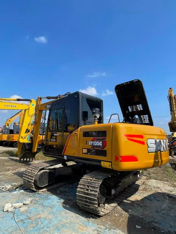 Sany SY 135 C - Ekskavator perayap: gambar 4 Sany SY 135 C - Ekskavator perayap: gambar 4