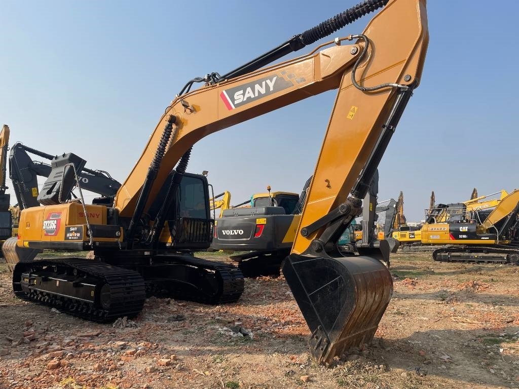 Sany SY 235 H - Ekskavator perayap: gambar 3 Sany SY 235 H - Ekskavator perayap: gambar 3