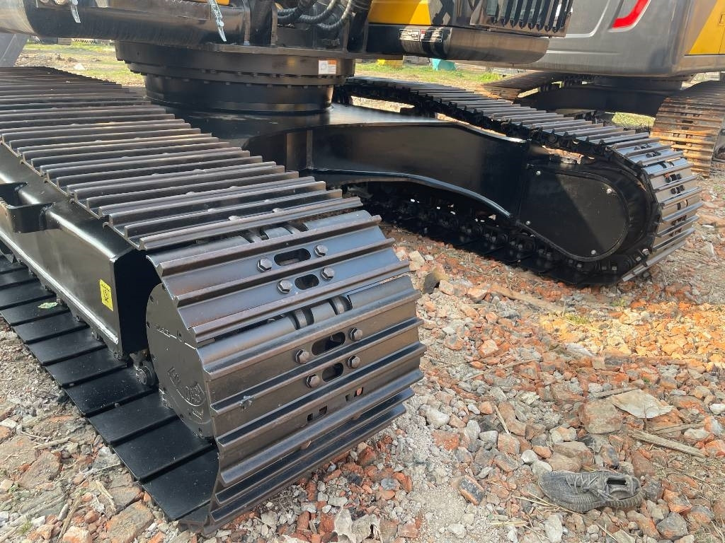 Sany SY 235 H - Ekskavator perayap: gambar 4 Sany SY 235 H - Ekskavator perayap: gambar 4