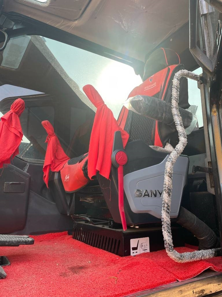 Sany SY 235 H - Ekskavator perayap: gambar 2 Sany SY 235 H - Ekskavator perayap: gambar 2