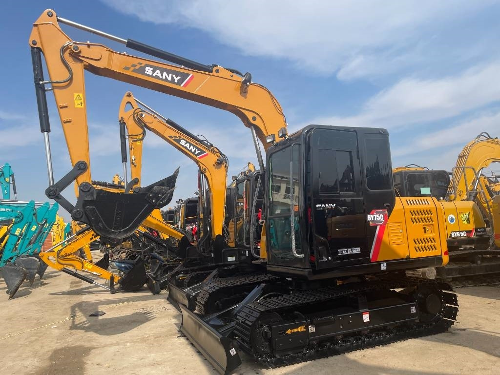 Sany SY75C - Ekskavator perayap: gambar 2 Sany SY75C - Ekskavator perayap: gambar 2