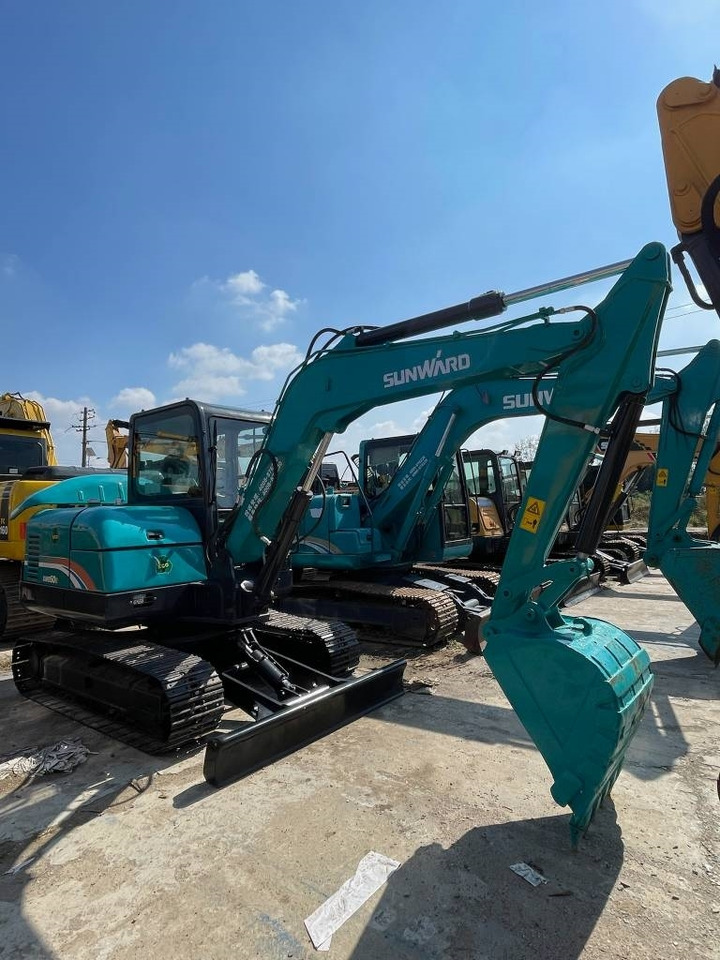 Sunward SWE 60 - Ekskavator mini: gambar 3 Sunward SWE 60 - Ekskavator mini: gambar 3