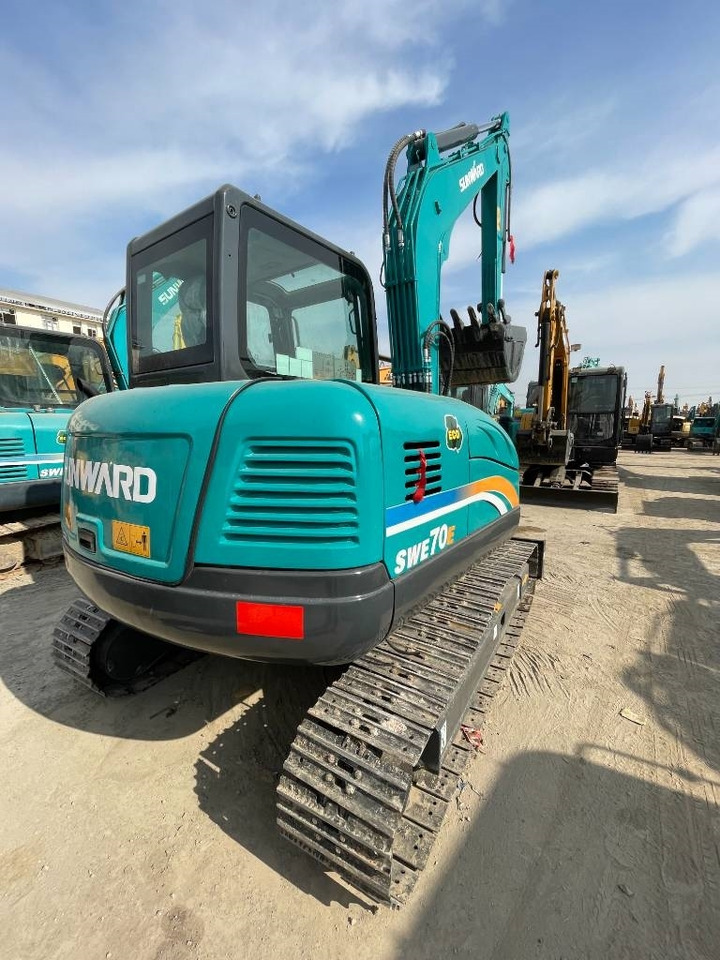 Sunward SWE 70 - Ekskavator mini: gambar 2 Sunward SWE 70 - Ekskavator mini: gambar 2