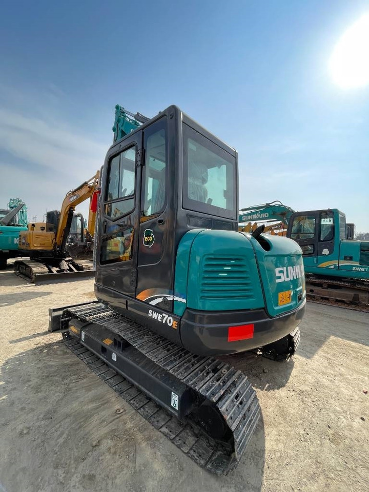 Sunward SWE 70 - Ekskavator mini: gambar 5 Sunward SWE 70 - Ekskavator mini: gambar 5