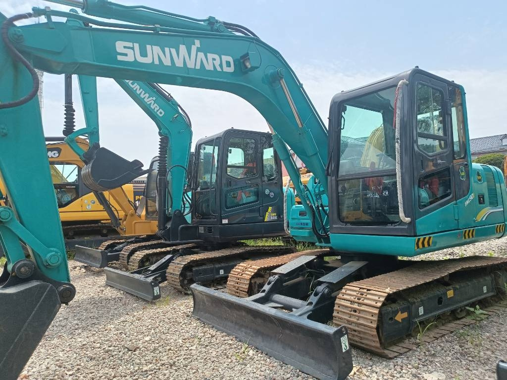 Sunward SWE 90 - Ekskavator mini: gambar 1 Sunward SWE 90 - Ekskavator mini: gambar 1