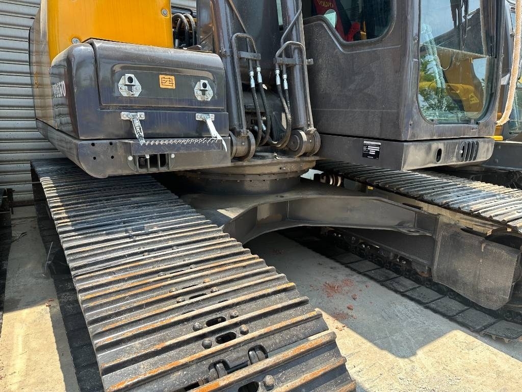Volvo EC 140 - Ekskavator perayap: gambar 4 Volvo EC 140 - Ekskavator perayap: gambar 4