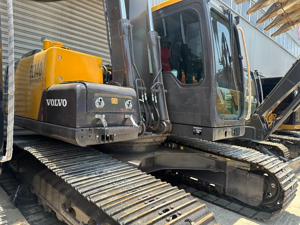 Volvo EC 140 - Ekskavator perayap: gambar 3 Volvo EC 140 - Ekskavator perayap: gambar 3