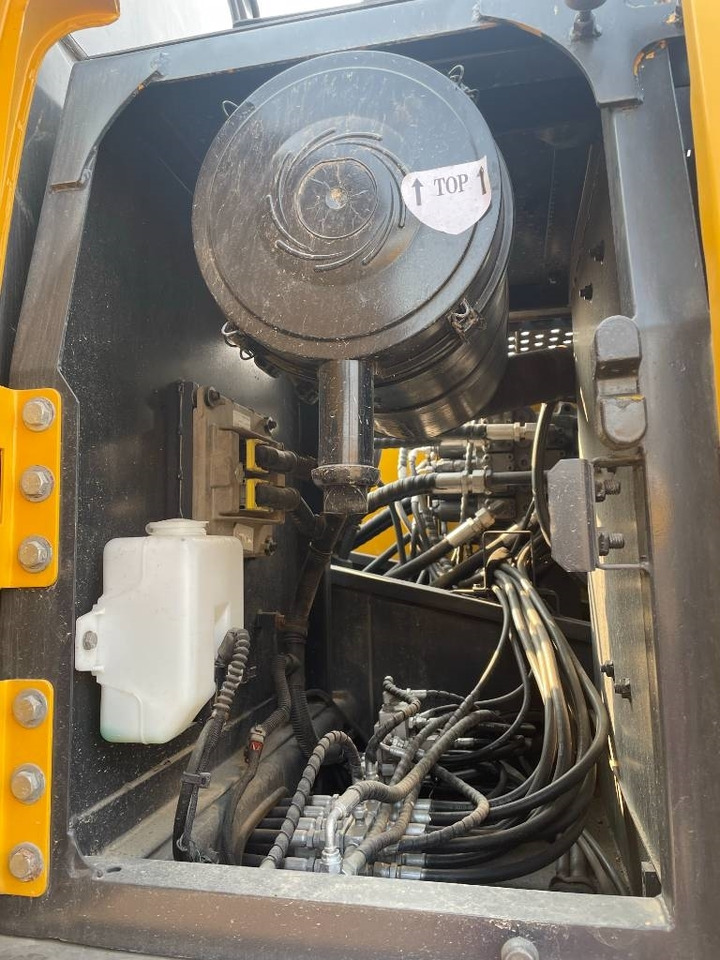 Volvo EC 210 - Ekskavator perayap: gambar 5 Volvo EC 210 - Ekskavator perayap: gambar 5