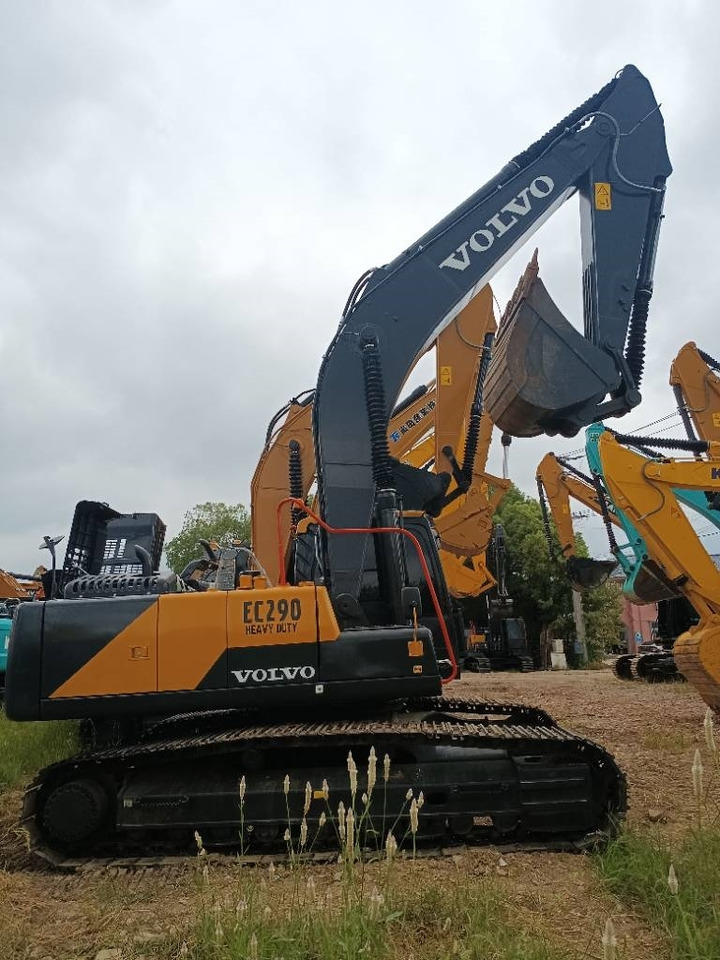 Volvo EC 290 - Ekskavator perayap: gambar 2 Volvo EC 290 - Ekskavator perayap: gambar 2