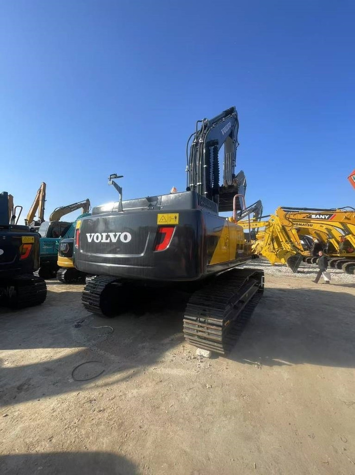 Volvo EC 300 - Ekskavator perayap: gambar 1 Volvo EC 300 - Ekskavator perayap: gambar 1