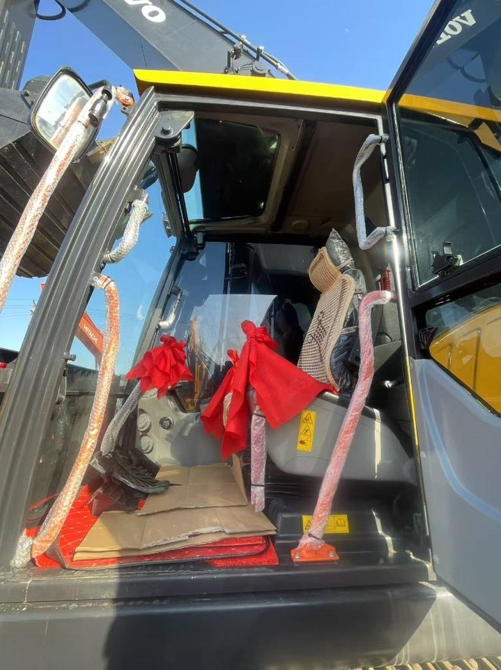 Volvo EC 300 - Ekskavator perayap: gambar 3 Volvo EC 300 - Ekskavator perayap: gambar 3
