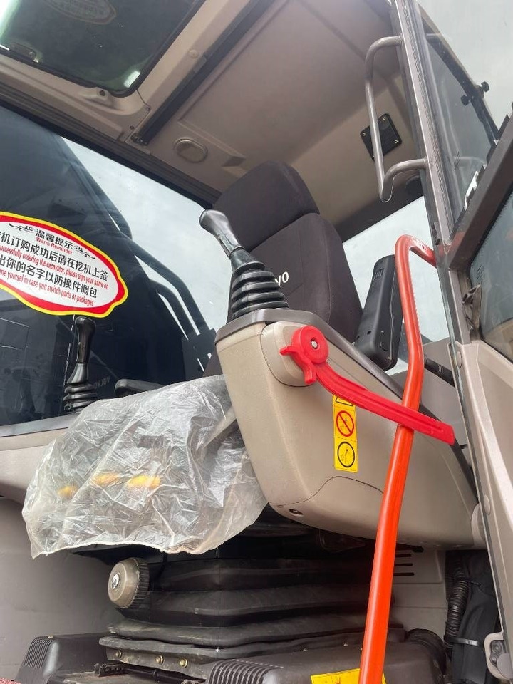 Volvo EC 480 - Ekskavator perayap: gambar 5 Volvo EC 480 - Ekskavator perayap: gambar 5