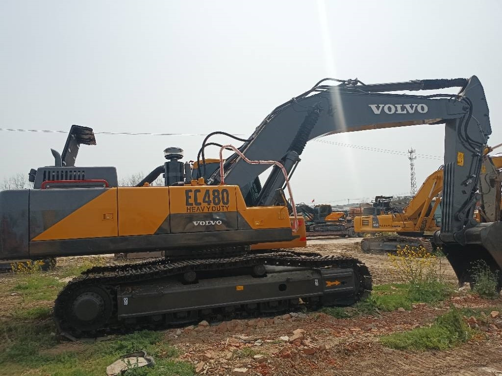 Volvo EC 480 - Ekskavator perayap: gambar 3 Volvo EC 480 - Ekskavator perayap: gambar 3