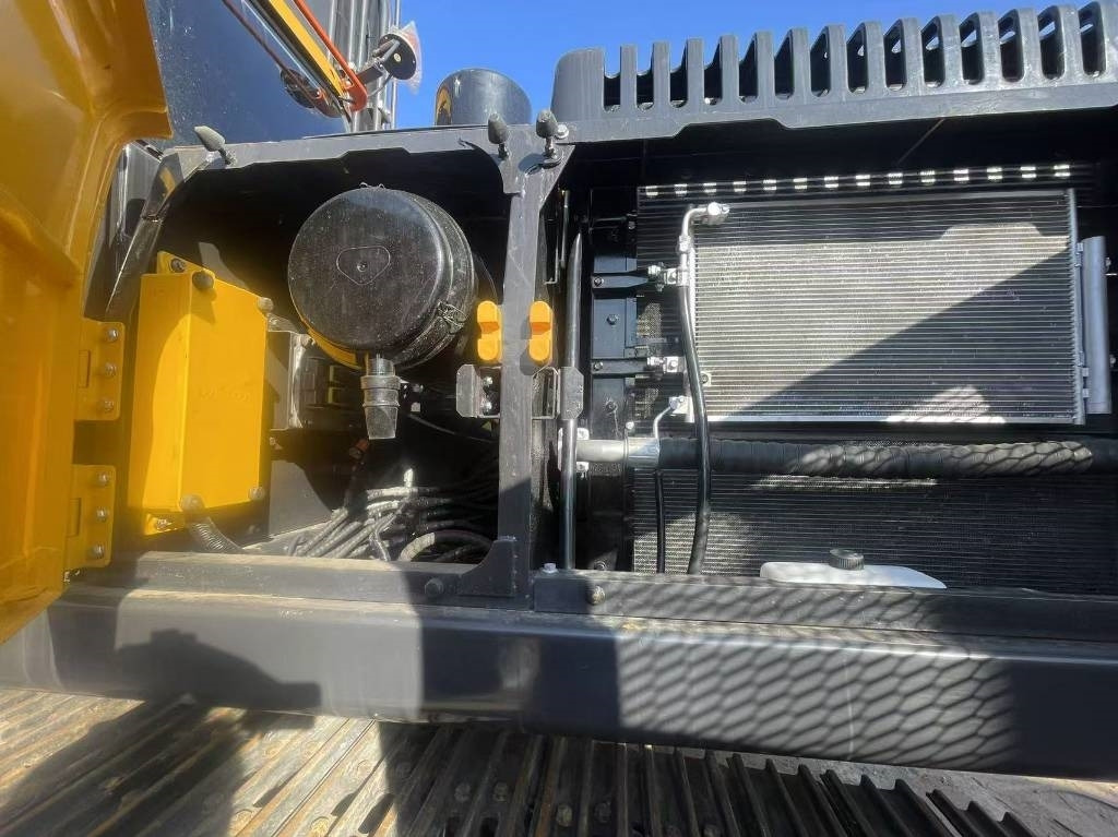 Volvo EC300 - Ekskavator perayap: gambar 5 Volvo EC300 - Ekskavator perayap: gambar 5