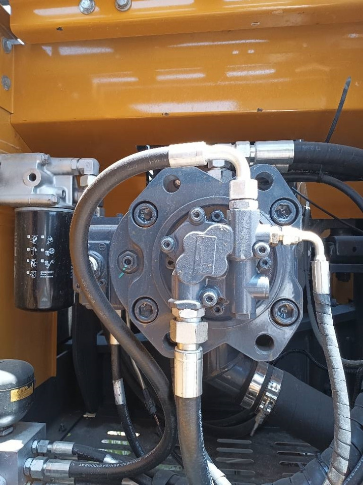 XCMG XE 215 DA - Ekskavator perayap: gambar 5 XCMG XE 215 DA - Ekskavator perayap: gambar 5