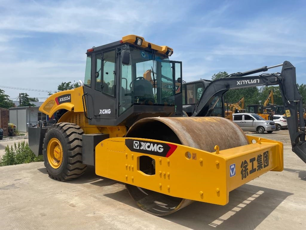 XCMG XS 223 J - Pemadat: gambar 1 XCMG XS 223 J - Pemadat: gambar 1