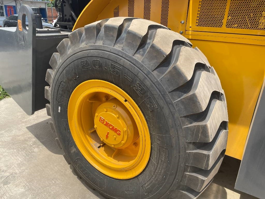 Pemadat XCMG XS 223 J: gambar 9