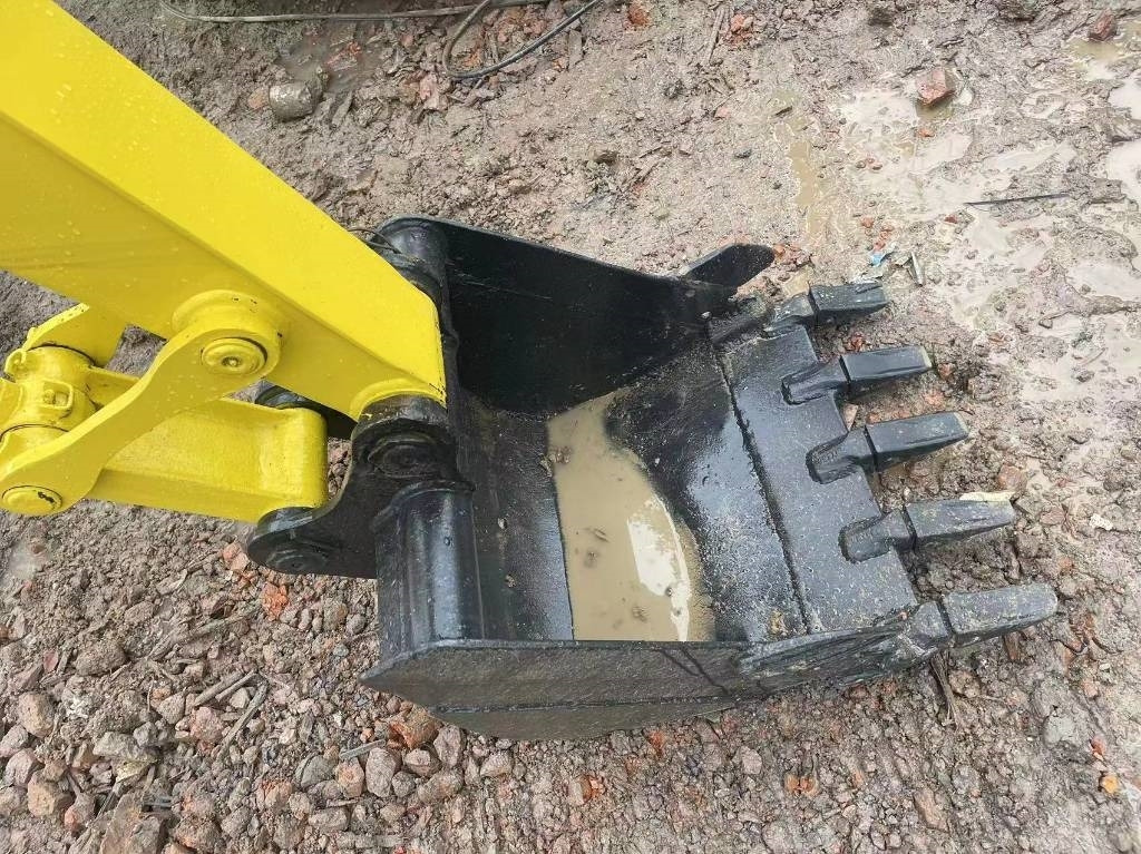 Yanmar Vio 55 - Ekskavator mini: gambar 5 Yanmar Vio 55 - Ekskavator mini: gambar 5