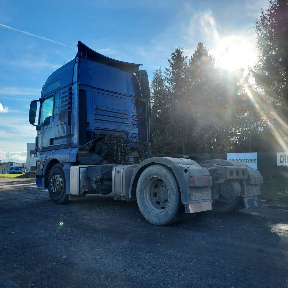MAN TGX 18.440 -2011- retarder - automatic gearbox - Tractor head: gambar 3 MAN TGX 18.440 -2011- retarder - automatic gearbox - Tractor head: gambar 3