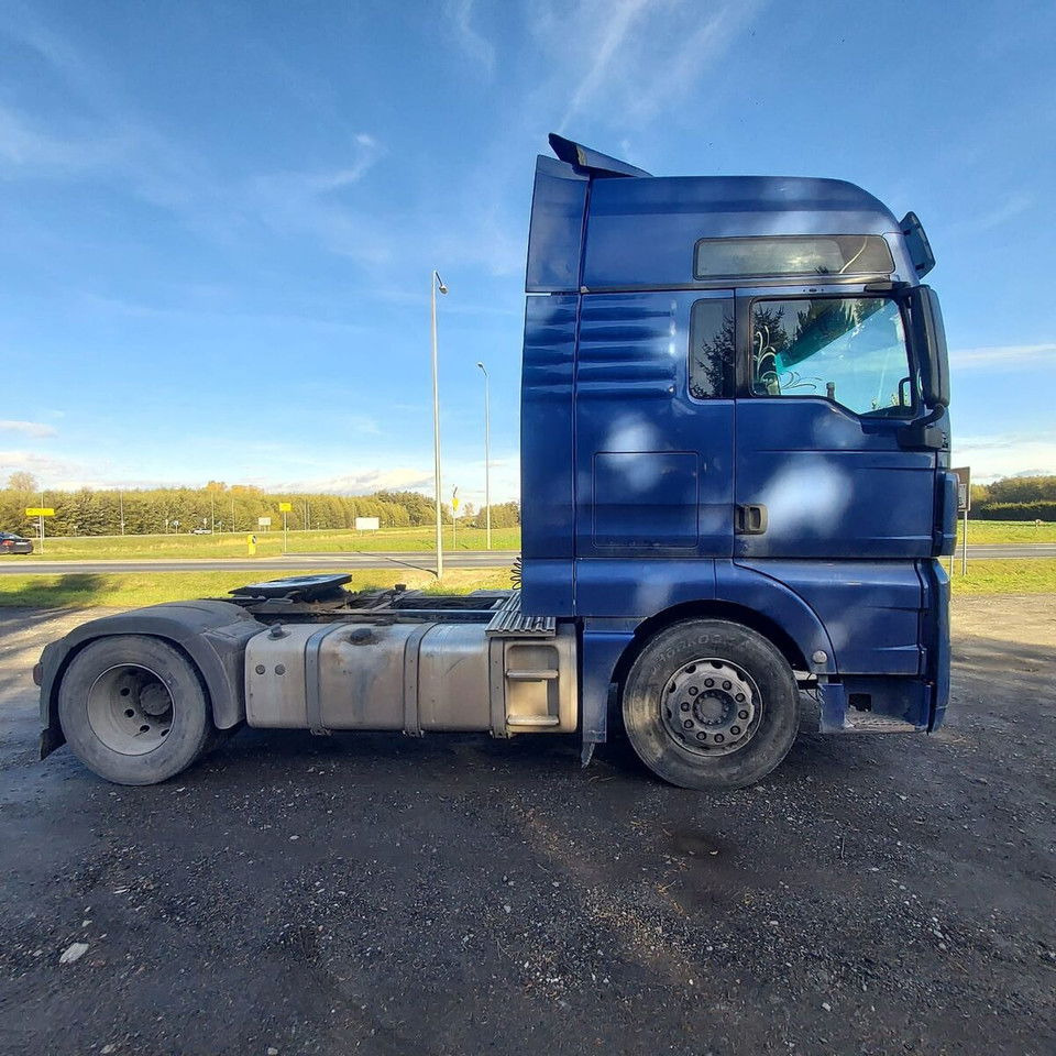 MAN TGX 18.440 -2011- retarder - automatic gearbox - Tractor head: gambar 5 MAN TGX 18.440 -2011- retarder - automatic gearbox - Tractor head: gambar 5