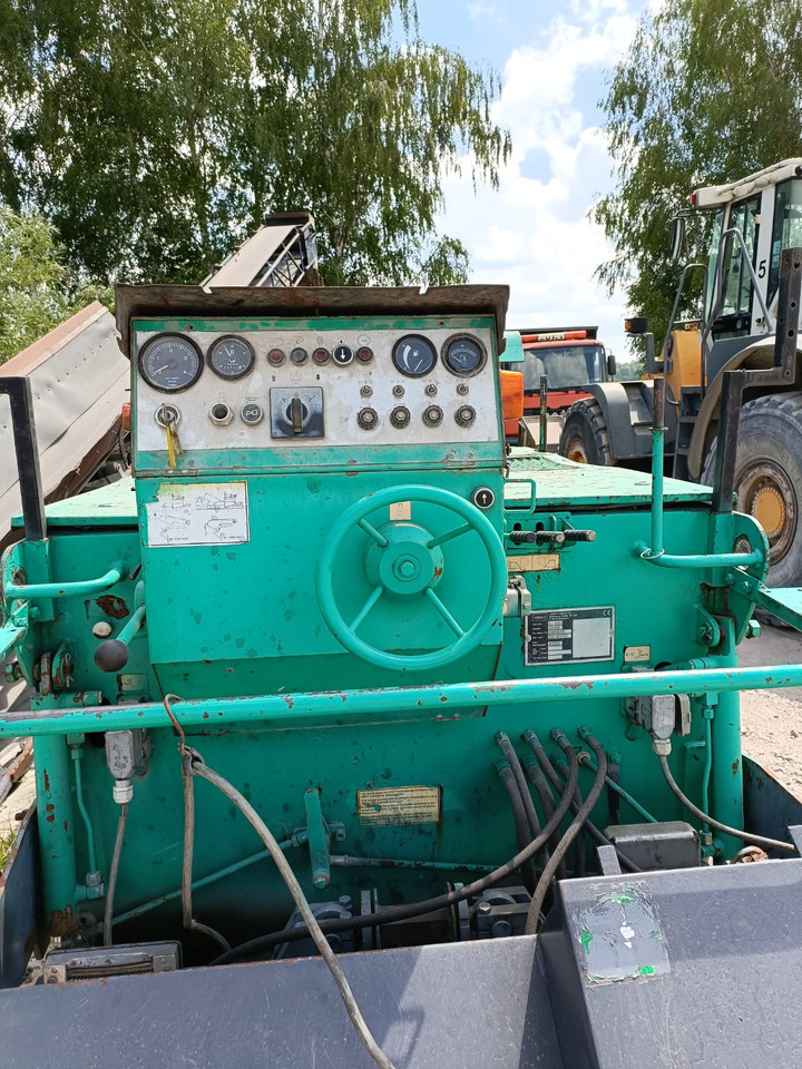 JOSEPH VÖGELE AG - Paver aspal: gambar 4 JOSEPH VÖGELE AG - Paver aspal: gambar 4