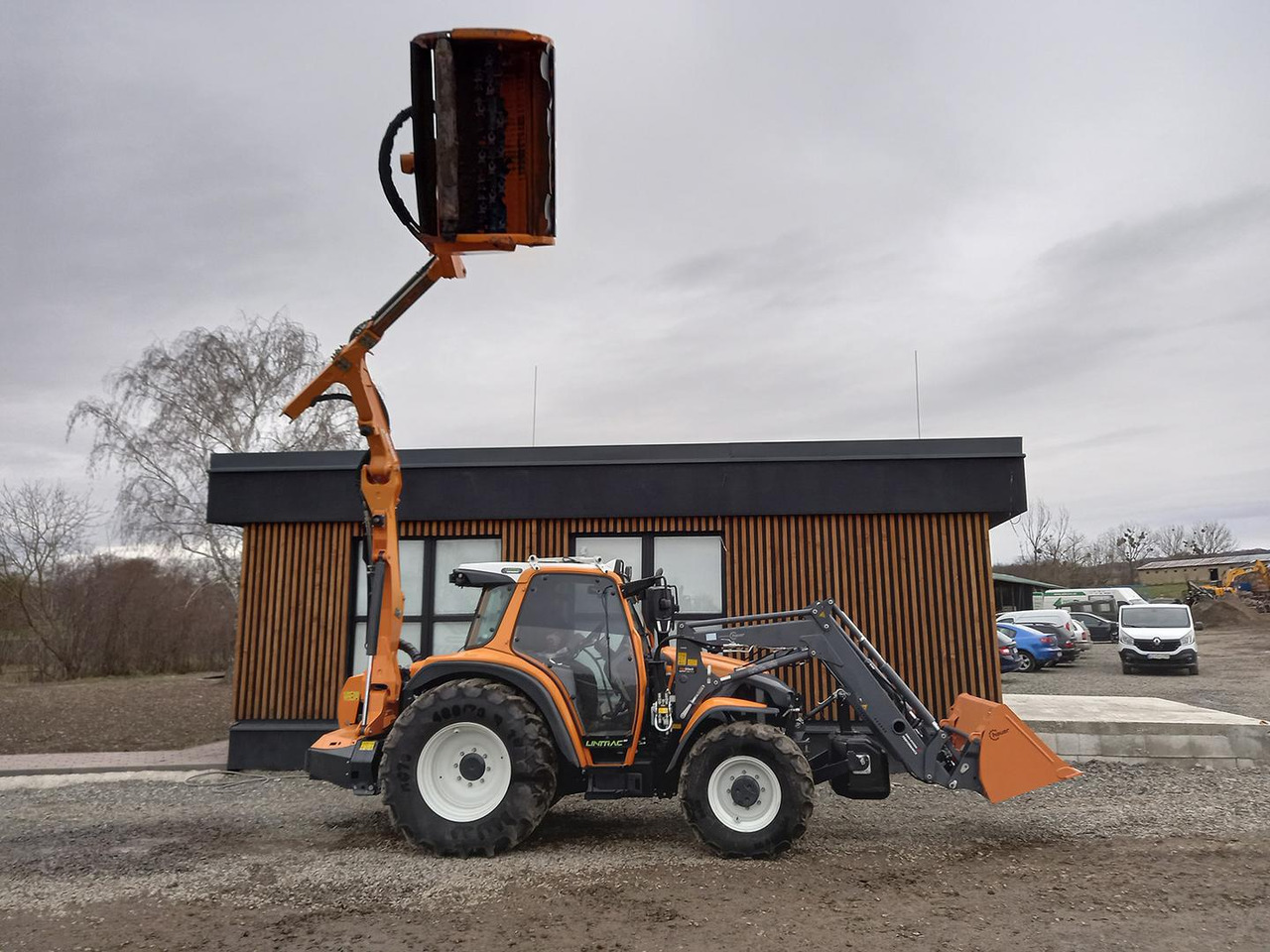 Traktor Lintrac Linder, Perkins, 90: gambar 15