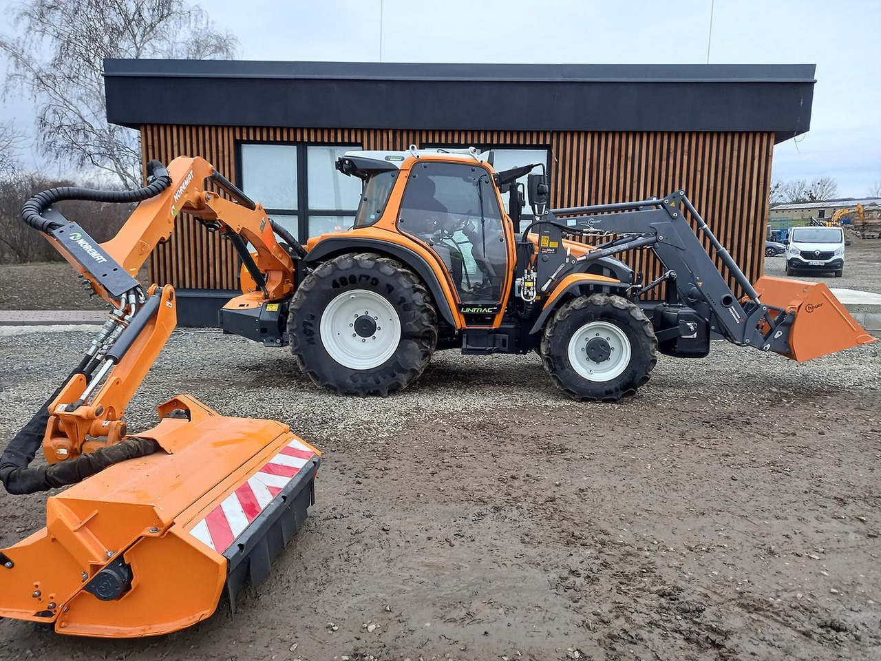 Traktor Lintrac Linder, Perkins, 90: gambar 6