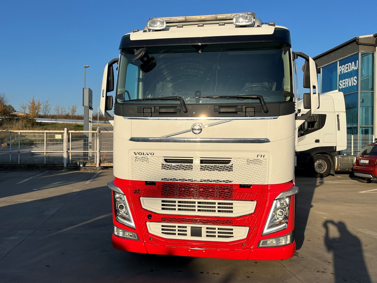 VOLVO FH 500, 2017, FASSI 195.2 - 5x +RC - Truk, Truk derek: gambar 2 VOLVO FH 500, 2017, FASSI 195.2 - 5x +RC - Truk, Truk derek: gambar 2