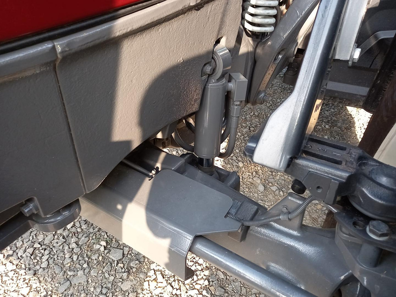 Traktor Valtra G, Agco power MBTN - D5, 115 A: gambar 14