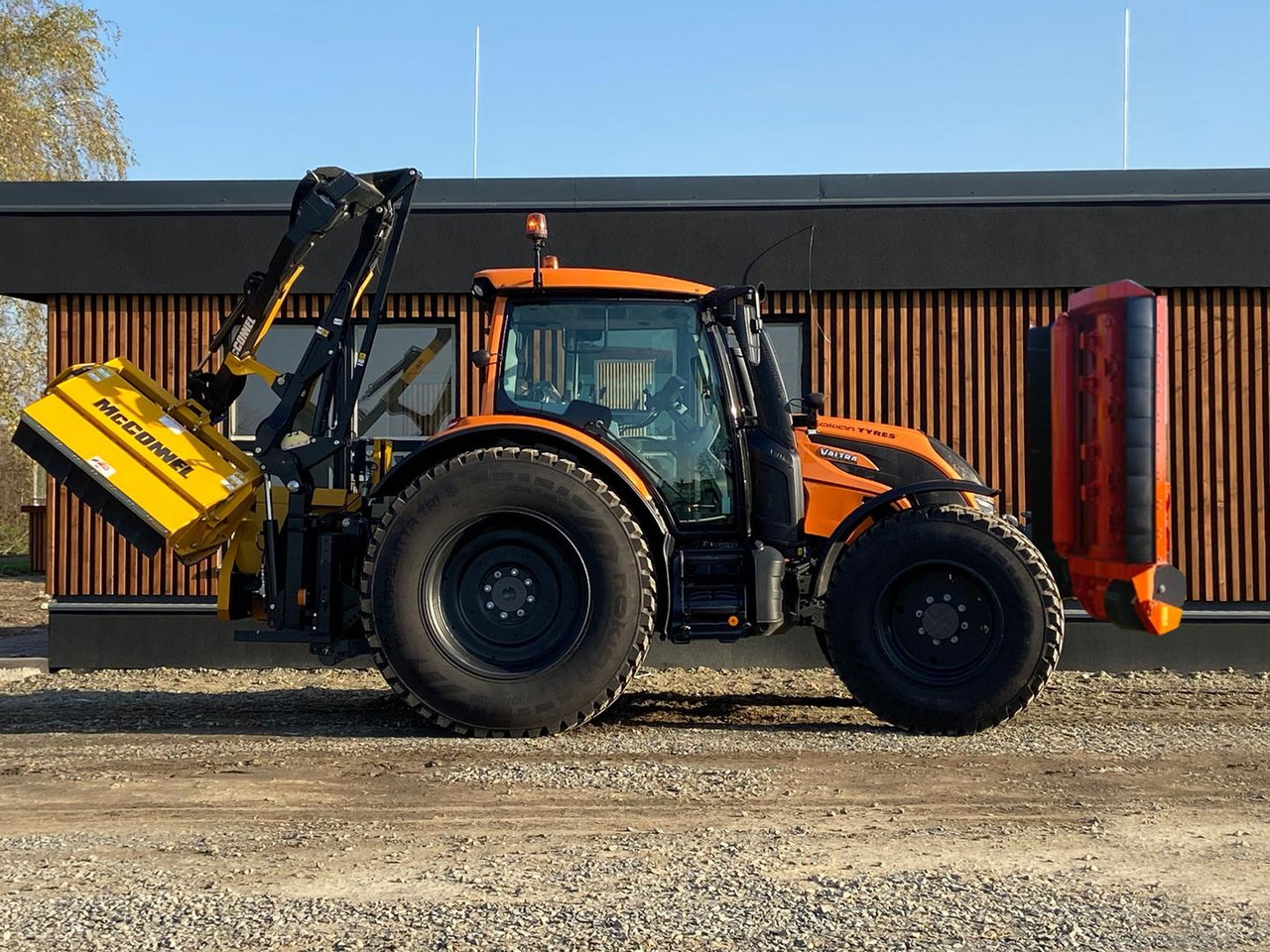 Valtra N, 49 AWI, 134 - Traktor: gambar 2 Valtra N, 49 AWI, 134 - Traktor: gambar 2