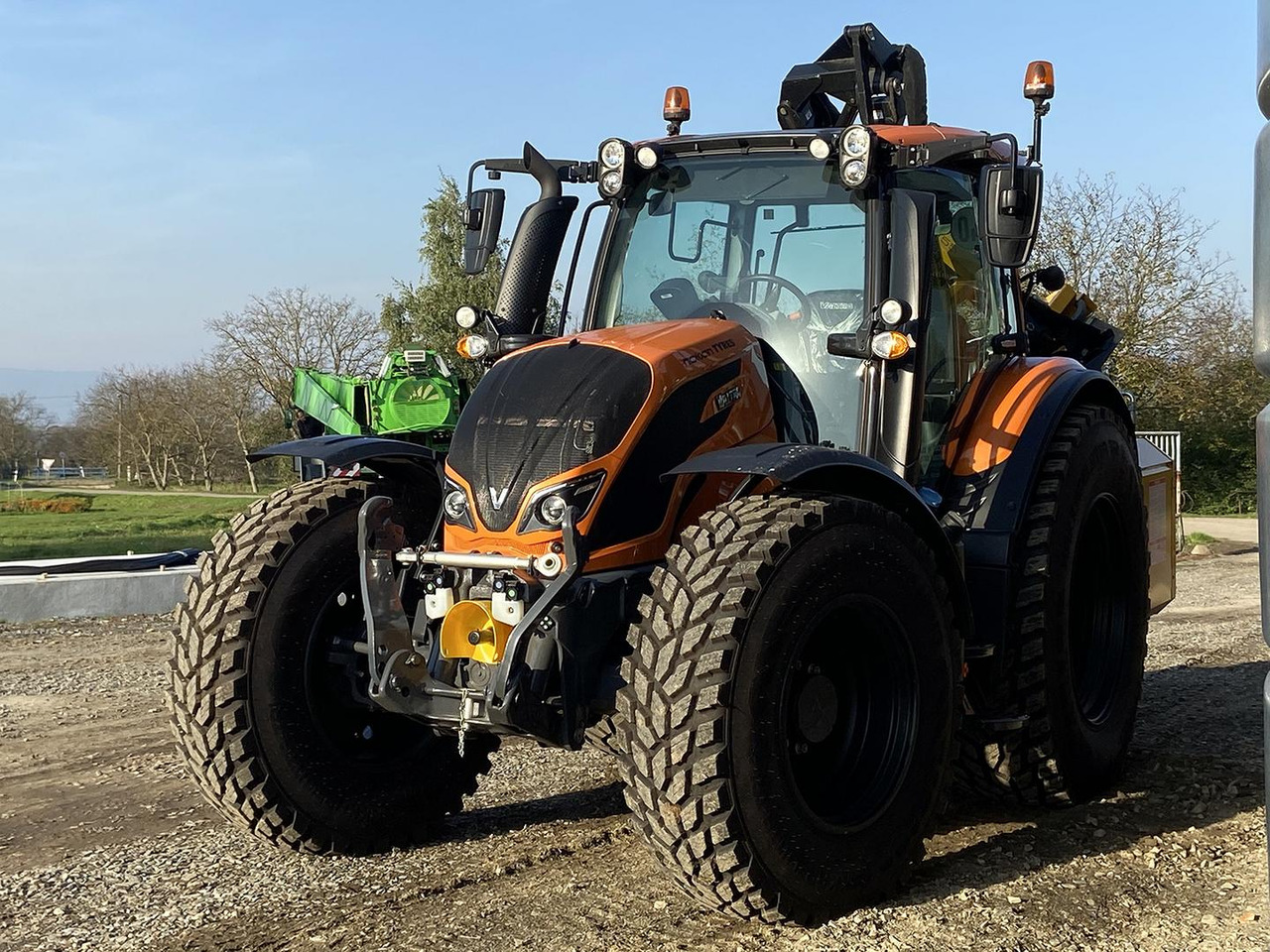 Valtra N, 49 AWI, 134 - Traktor: gambar 5 Valtra N, 49 AWI, 134 - Traktor: gambar 5