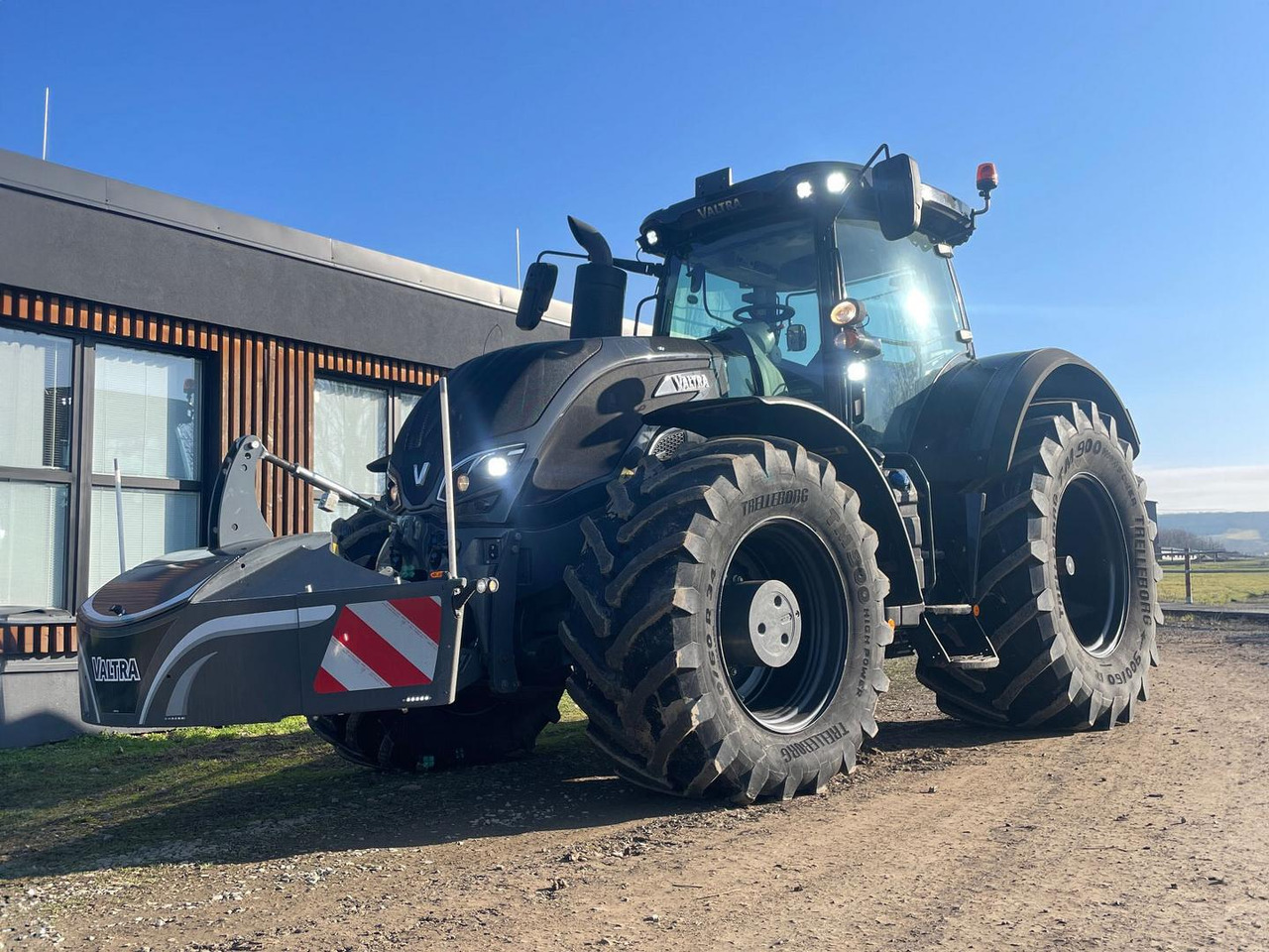 Valtra S, 394, 400HP - Traktor: gambar 1 Valtra S, 394, 400HP - Traktor: gambar 1