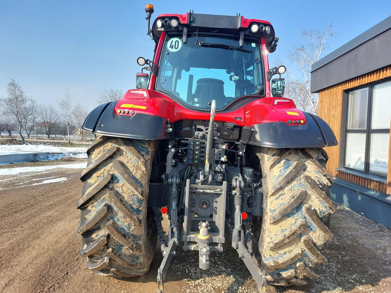 Valtra T, 74 LFTN D5, 235 D - Traktor: gambar 4 Valtra T, 74 LFTN D5, 235 D - Traktor: gambar 4
