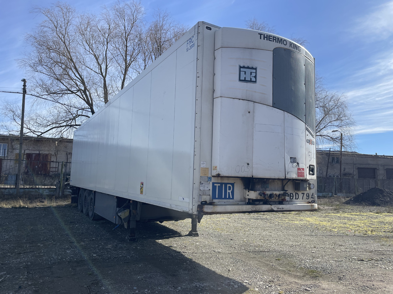 SCHMITZ SKO24 Thermoking SLX300 - Semi-trailer berpendingin: gambar 3 SCHMITZ SKO24 Thermoking SLX300 - Semi-trailer berpendingin: gambar 3