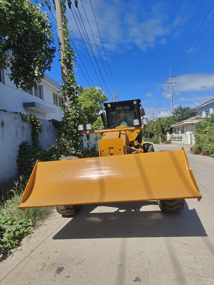 CATERPILLAR 140h with blade used cat motor grader 140k 140h 140g - Grader: gambar 4 CATERPILLAR 140h with blade used cat motor grader 140k 140h 140g - Grader: gambar 4
