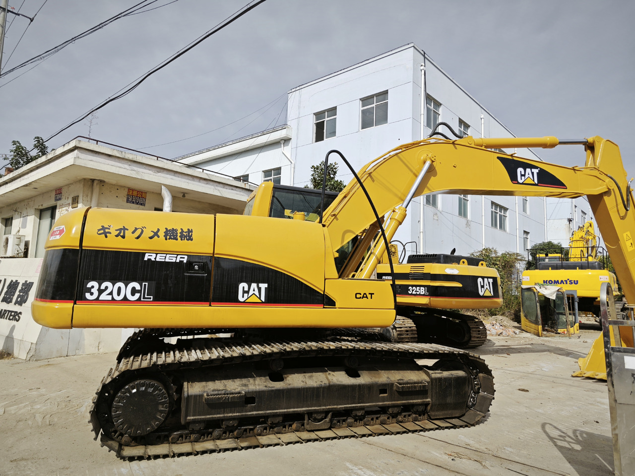 CATERPILLAR 320C 320CL - Ekskavator perayap: gambar 2 CATERPILLAR 320C 320CL - Ekskavator perayap: gambar 2