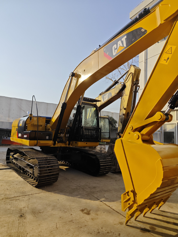 CATERPILLAR 320D - Ekskavator perayap: gambar 5 CATERPILLAR 320D - Ekskavator perayap: gambar 5