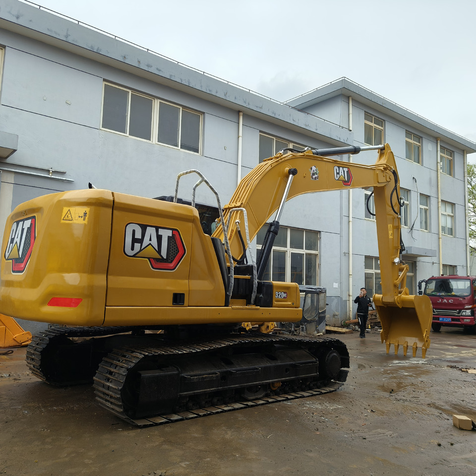 CATERPILLAR 320GC 320 used excavator - Ekskavator perayap: gambar 5 CATERPILLAR 320GC 320 used excavator - Ekskavator perayap: gambar 5