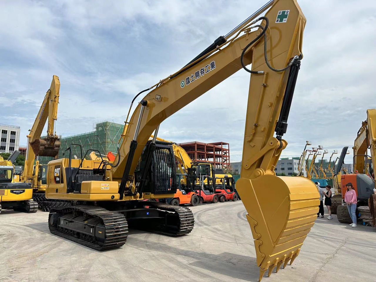 CATERPILLAR 330GC Used cat 330GC excavator - Ekskavator perayap: gambar 4 CATERPILLAR 330GC Used cat 330GC excavator - Ekskavator perayap: gambar 4