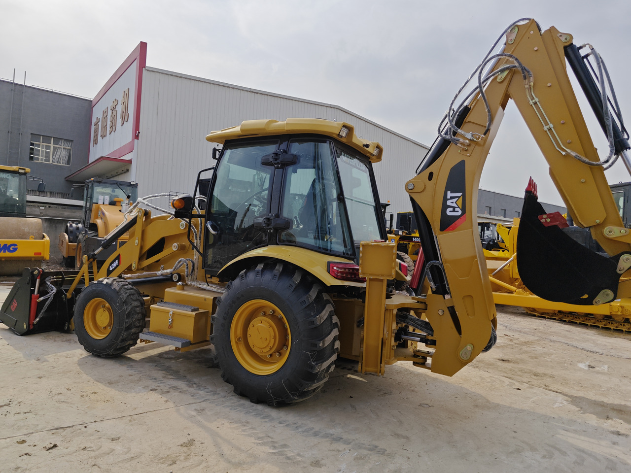 CATERPILLAR 428F backhoe loader - Backhoe loader: gambar 3 CATERPILLAR 428F backhoe loader - Backhoe loader: gambar 3