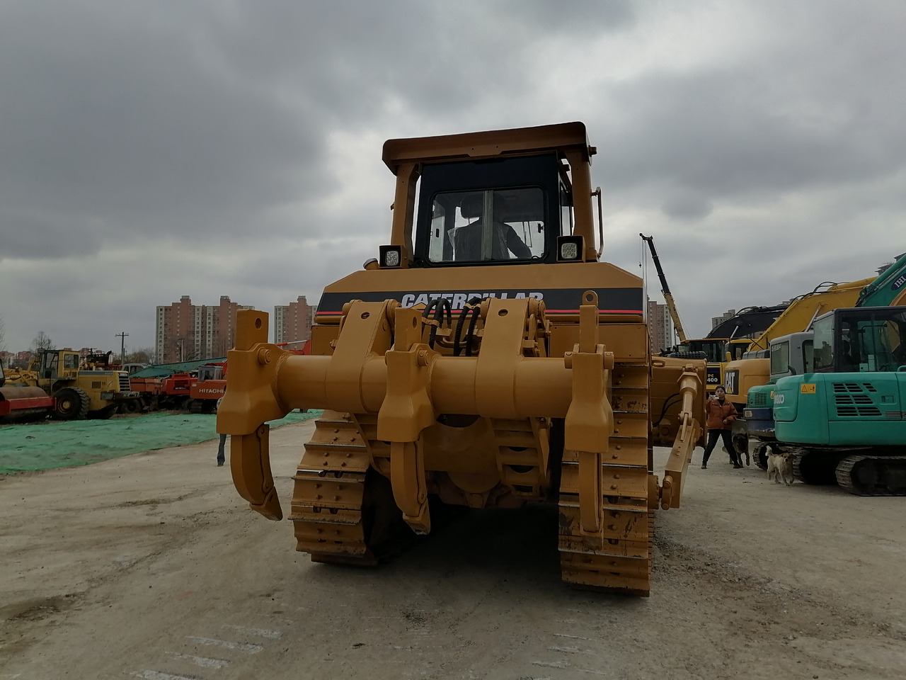 CATERPILLAR D8R - Bulldozer: gambar 5 CATERPILLAR D8R - Bulldozer: gambar 5