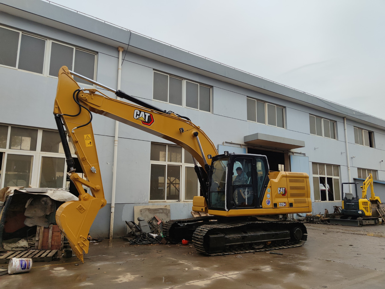 Caterpillar 320GC used excavator - Ekskavator perayap: gambar 5 Caterpillar 320GC used excavator - Ekskavator perayap: gambar 5