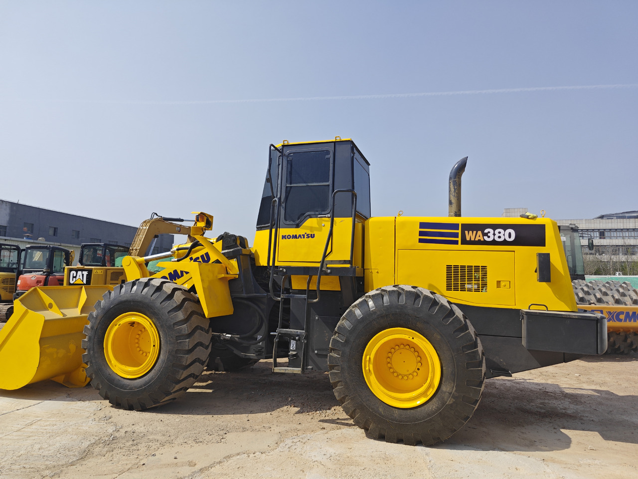 Wheel loader KOMATSU WA380: gambar 6
