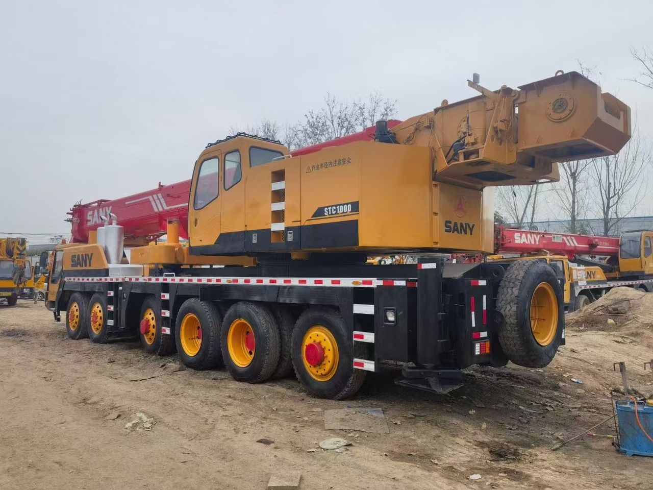 SANY STC1000 100T - Derek bergerak: gambar 2 SANY STC1000 100T - Derek bergerak: gambar 2