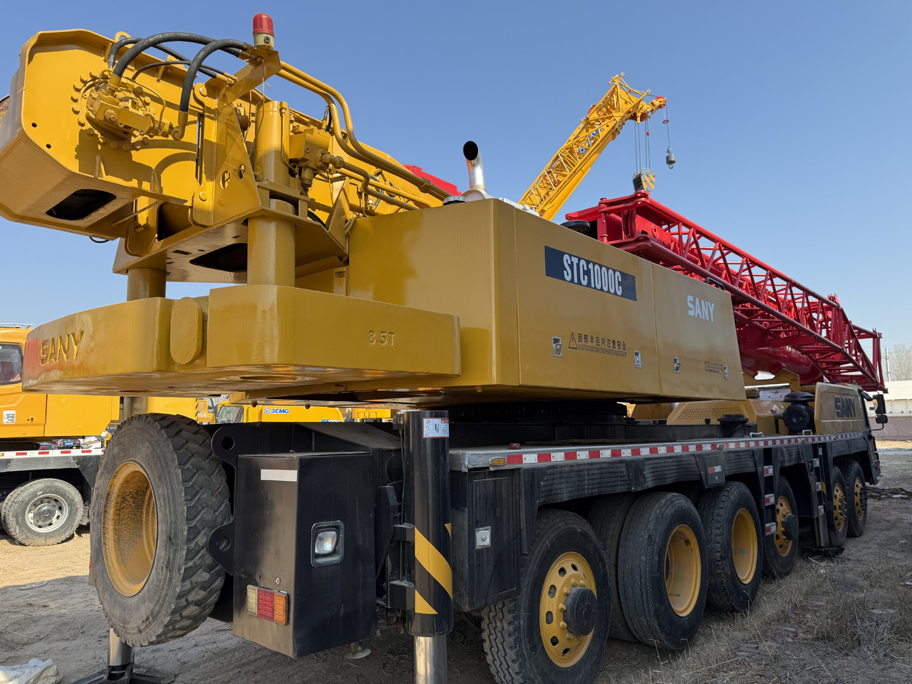 SANY STC1000 100T Truck Crane - Derek bergerak: gambar 4 SANY STC1000 100T Truck Crane - Derek bergerak: gambar 4